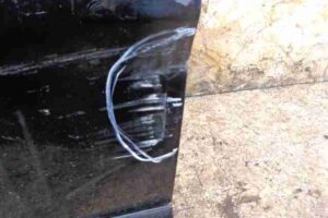 Изображение товара 36245 - 00036245 dver perednyaya levaya Volvo 440 2