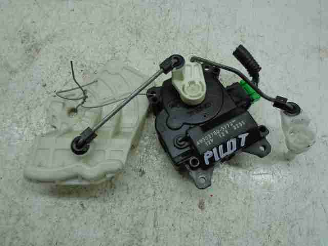 Изображение товара 36554 - 00036554 motorchik zaslonki pechki Volkswagen Amarok