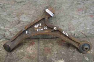 Изображение товара 36761 - 00036761 rychag perednij pravyj nizhnij Volkswagen Amarok 4