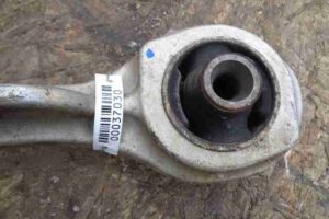 Изображение товара 37030 - 00037030 rychag perednij levyj nizhnij Ford Scorpio 2