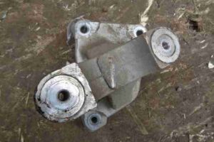 Изображение товара 37106 - 00037106 kronshtejn perednej balki Renault Sandero 2