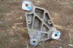 Изображение товара 37106 - 00037106 kronshtejn perednej balki Renault Sandero 3