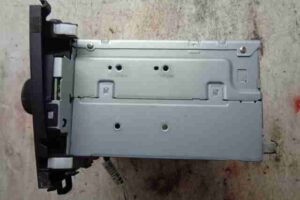 Изображение товара 37219 - 00037219 magnitola Renault Sandero 2