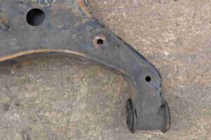 Изображение товара 37296 - 00037296 rychag perednij levyj nizhnij Fiat Brava 2