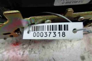 Изображение товара 37318 - 00037318 pereklyuchatel podrulevoj (strekoza) Toyota Corolla Matrix 3