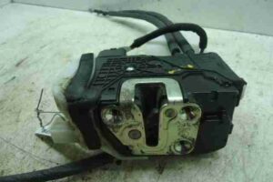 Изображение товара 37435 - 00037435 zamok dveri Mercedes CLA 1