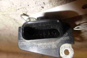 Изображение товара 37599 - 00037599 raskhodomer vozdukha (dmrv) BMW 4 Series 2