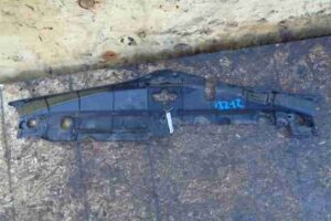 Изображение товара 37658 - 00037658 deflektor radiatora BMW X1 1