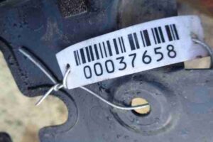 Изображение товара 37658 - 00037658 deflektor radiatora BMW X1 3