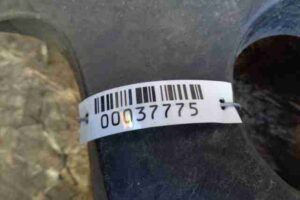 Изображение товара 37775 - 00037775 kryshka dvigatelya dekorativnaya Lexus RX 2