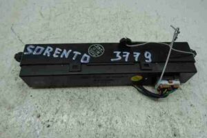 Изображение товара 37814 - 00037814 displej tsifrovykh chasov Audi TT 1