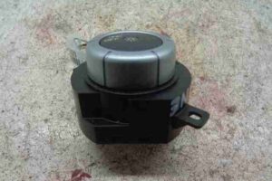 Изображение товара 37822 - 00037822 pereklyuchatel sveta Renault Logan 3