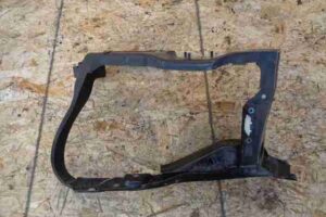 Изображение товара 37845 - 00037845 kreplenie fary pravoj Ford Ka 2