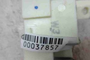 Изображение товара 37857 - 00037857 pereklyuchatel podrulevoj (strekoza) Renault Sandero 1