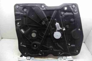 Изображение товара 37958 - 00037958 steklopodemnik perednij levyj Lexus LS