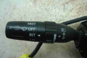 Изображение товара 38008 - 00038008 pereklyuchatel podrulevoj (strekoza) Opel Omega 1