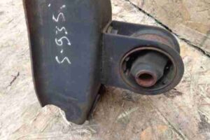 Изображение товара 38073 - 00038073 balka perednyaya prodolnaya Chevrolet Suburban 3