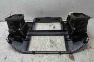 Изображение товара 38132 - 00038132 deflektor obduva salona Isuzu Rodeo 1