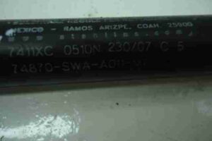 Изображение товара 38230 - 00038230 amortizator kryshki bagazhnika Renault Sandero 2