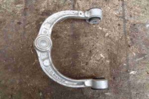 Изображение товара 38306 - 00038306 rychag perednij levyj verkhnij Ford Transit Connect 2