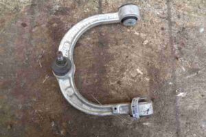 Изображение товара 38306 - 00038306 rychag perednij levyj verkhnij Ford Transit Connect