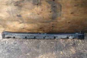 Изображение товара 38358 - 00038358 porog plastikovyj levyj Pontiac Vibe