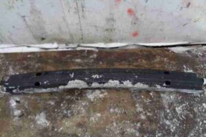 Изображение товара 38370 - 00038370 usilitel bampera perednij Renault Laguna 1