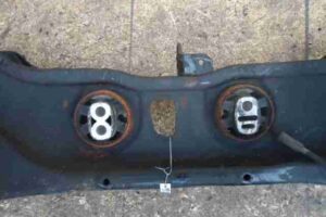 Изображение товара 38742 - 00038742 balka zadnyaya Volkswagen Amarok 1