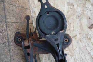 Изображение товара 38742 - 00038742 balka zadnyaya Volkswagen Amarok 3