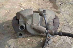 Изображение товара 38847 - 00038847 support perednij pravyj Toyota Corolla Matrix 2