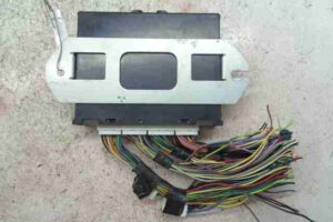 Изображение товара 38911 - 00038911 blok upravleniya kpp Peugeot 306 3