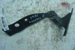 Изображение товара 39118 - 00039118 petlya kapota pravaya Renault Logan 1