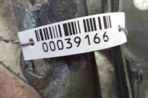 Изображение товара 39166 - 00039166 petlya kapota pravaya Lexus GS 1