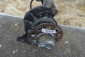 Изображение товара 39270 - 00039270 kulak povorotnyj levyj Ford Scorpio 3