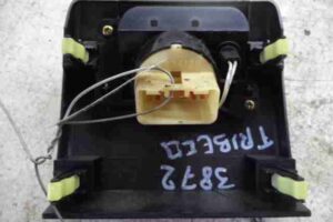 Изображение товара 39446 - 00039446 pereklyuchatel otopitelya Peugeot 306 2