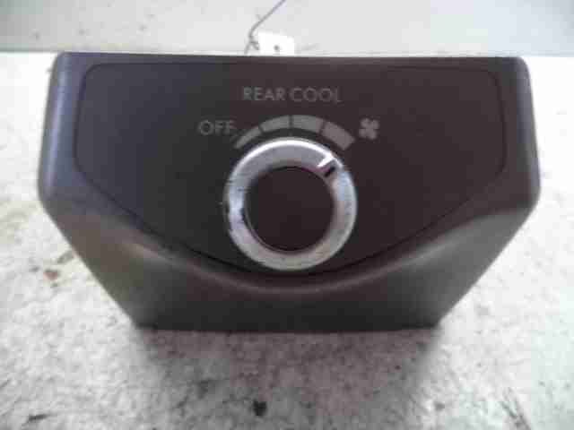 Изображение товара 39446 - 00039446 pereklyuchatel otopitelya Peugeot 306