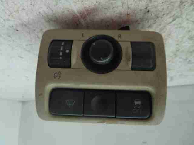 Изображение товара 39471 - 00039471 dzhojstik regulirovki zerkal Peugeot 306