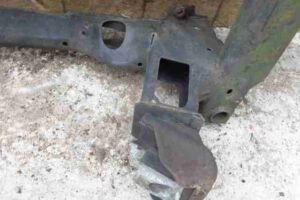 Изображение товара 39487 - 00039487 balka perednyaya Fiat Brava 3