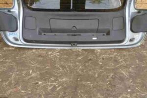 Изображение товара 39599 - 00039599 kryshka bagazhnika 2