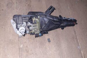 Изображение товара 39615 - 00039615 ruchka naruzhnaya perednyaya levaya