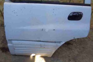 Изображение товара 39705 - 00039705 dver zadnyaya levaya Peugeot 806 1