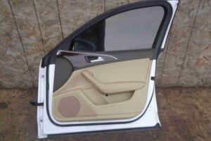 Изображение товара 39896 - 00039896 dver perednyaya pravaya 2