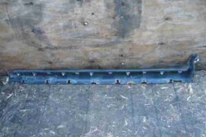 Изображение товара 40073 - 00040073 porog plastikovyj pravyj Ford Kuga 4