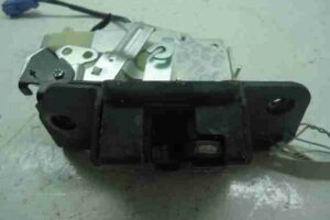 Изображение товара 40113 - 00040113 zamok bagazhnika Volkswagen Amarok 3