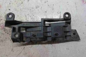 Изображение товара 40228 - 00040228 kronshtejn zadnego bampera Toyota 4Runner