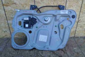 Изображение товара 40392 - 00040392 steklopodemnik perednij pravyj Toyota Highlander 2