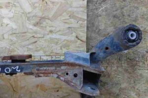 Изображение товара 40649 - 00040649 balka perednyaya BMW X5 2