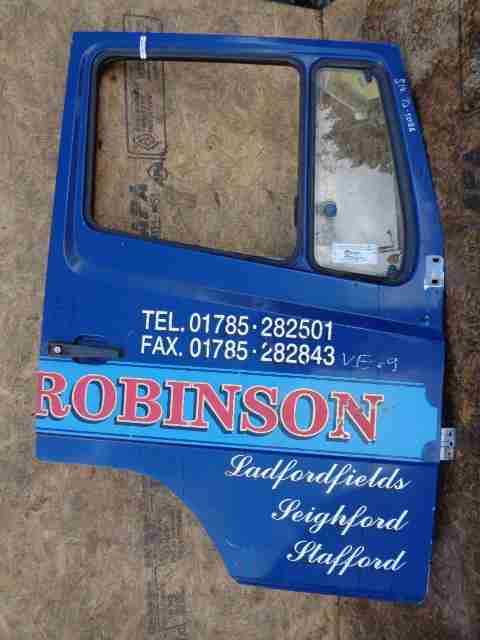 Изображение товара 40852 - 00040852 dver perednyaya pravaya