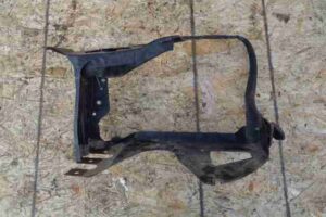 Изображение товара 40925 - 00040925 kreplenie fary levoj Ford Ka 1