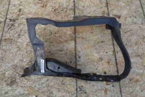 Изображение товара 40925 - 00040925 kreplenie fary levoj Ford Ka